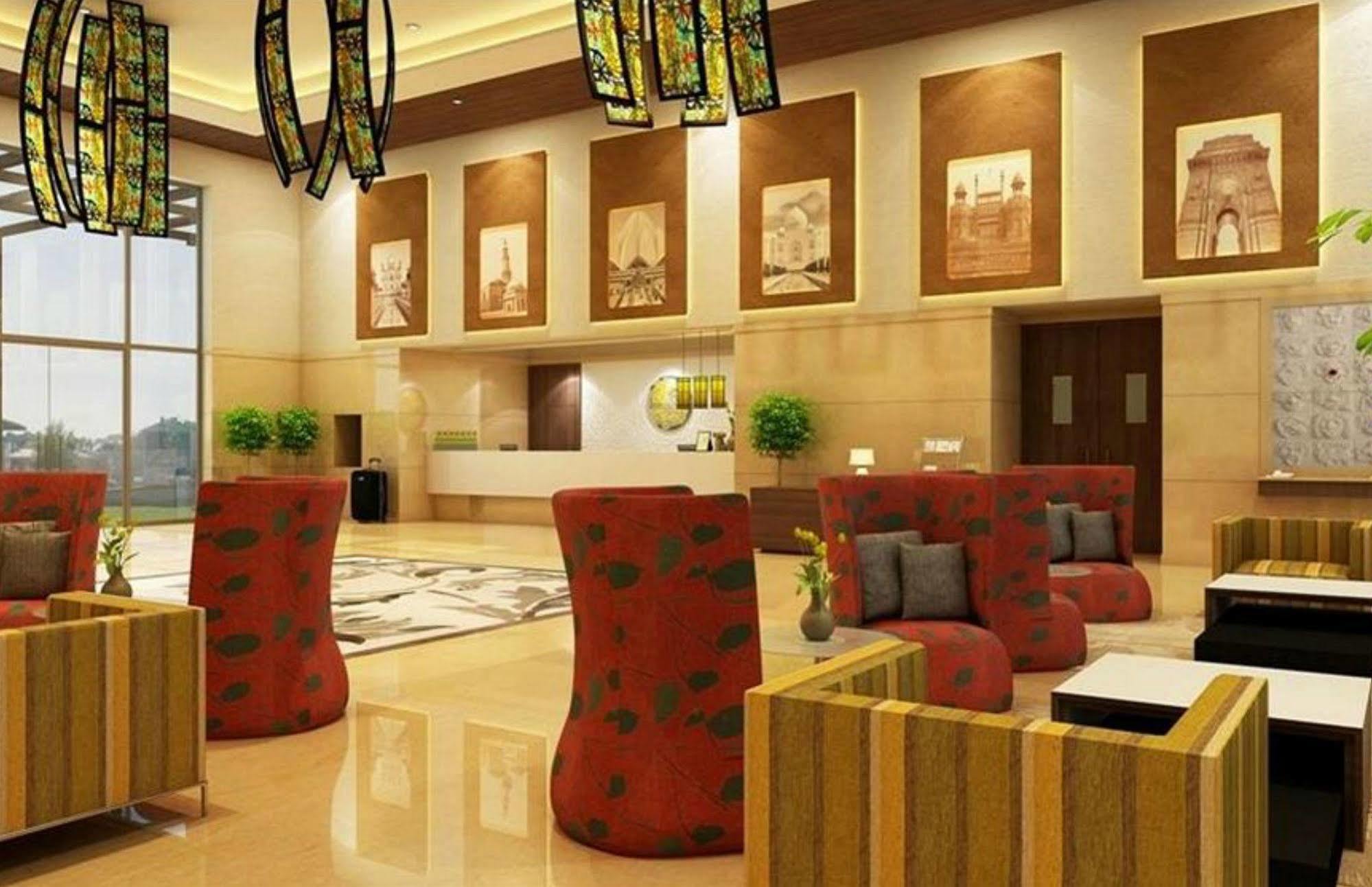 فندق ليمون تري بريمير مطار دلهي نيودلهي المظهر الخارجي الصورة The lobby of the hotel